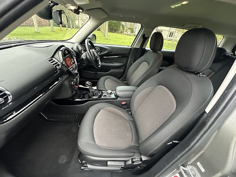 Cooper 1.5 5dr Estate auto Petrol