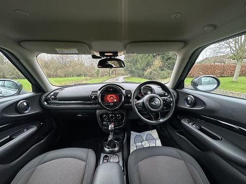 Cooper 1.5 5dr Estate auto Petrol