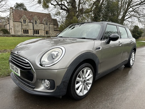 Cooper 1.5 5dr Estate auto Petrol
