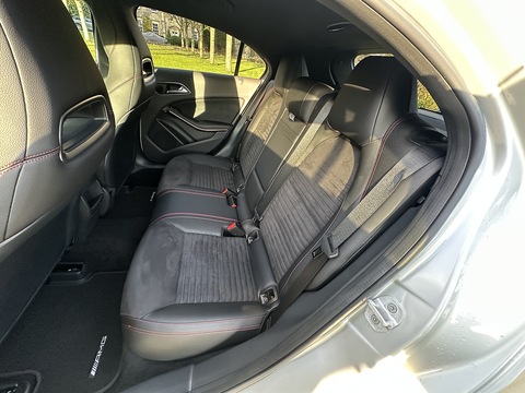 A180 Blueefficiency Sport 1.6 5dr Hatchback Automatic Petrol