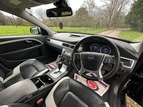 R-Design Se 2.5 5dr Estate Automatic Petrol