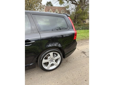 R-Design Se 2.5 5dr Estate Automatic Petrol