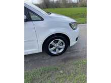 Volkswagen Touran TSI SE Automatic