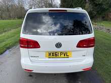 Volkswagen Touran TSI SE Automatic