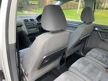 Volkswagen Touran TSI SE Automatic