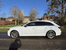 Audi A4 S4 Avant Quattro