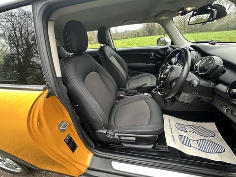 Cooper 1.5 3dr Hatchback Automatic Petrol