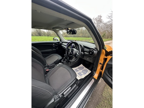 Cooper 1.5 3dr Hatchback Automatic Petrol
