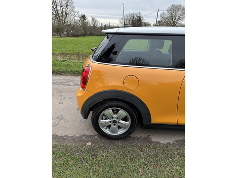 Cooper 1.5 3dr Hatchback Automatic Petrol