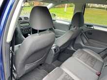 Volkswagen Golf TSI SE 