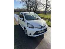Toyota AYGO VVT-i Ice 