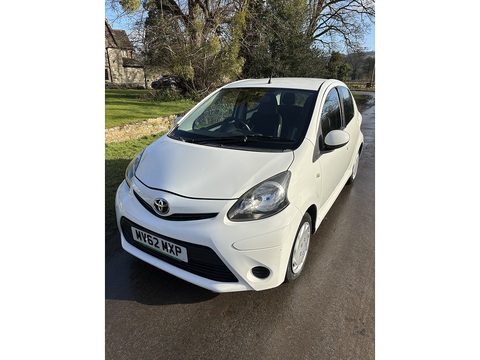 1.0 VVT-i Ice Hatchback 5dr Petrol MultiMode Euro 5 (67 ps)