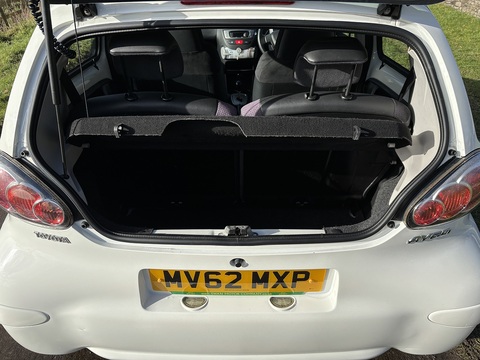 1.0 VVT-i Ice Hatchback 5dr Petrol MultiMode Euro 5 (67 ps)