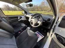Toyota AYGO VVT-i Ice 