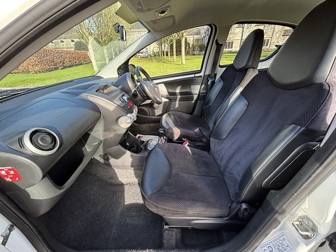 1.0 VVT-i Ice Hatchback 5dr Petrol MultiMode Euro 5 (67 ps)