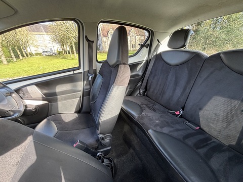 1.0 VVT-i Ice Hatchback 5dr Petrol MultiMode Euro 5 (67 ps)