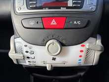 Toyota AYGO VVT-i Ice 