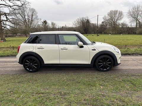 1.5 Cooper D Hatchback 5dr Diesel Auto Euro 6 (s/s) (116 ps)
