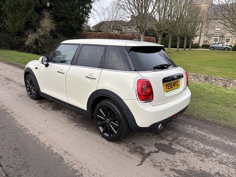 1.5 Cooper D Hatchback 5dr Diesel Auto Euro 6 (s/s) (116 ps)