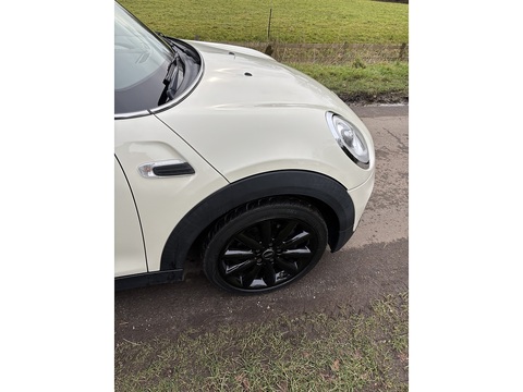 1.5 Cooper D Hatchback 5dr Diesel Auto Euro 6 (s/s) (116 ps)