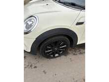 MINI Hatch Cooper D 
