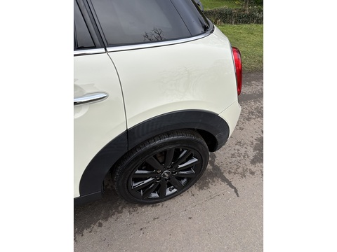 1.5 Cooper D Hatchback 5dr Diesel Auto Euro 6 (s/s) (116 ps)