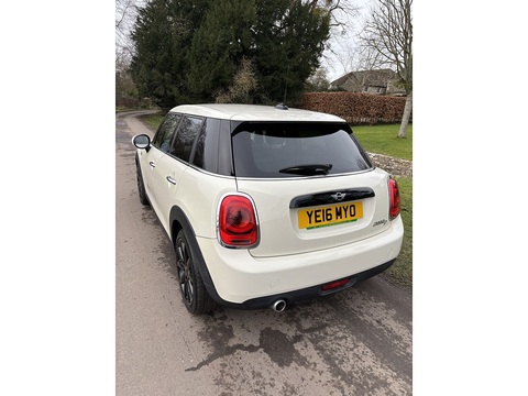 1.5 Cooper D Hatchback 5dr Diesel Auto Euro 6 (s/s) (116 ps)