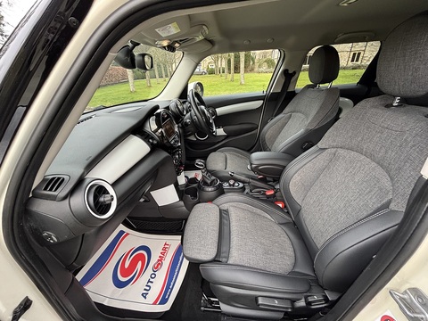 1.5 Cooper D Hatchback 5dr Diesel Auto Euro 6 (s/s) (116 ps)