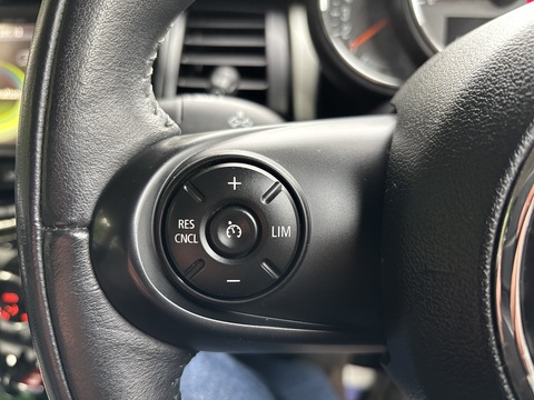 1.5 Cooper D Hatchback 5dr Diesel Auto Euro 6 (s/s) (116 ps)