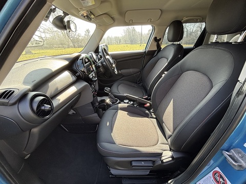 Cooper 1.5 5dr Hatchback Automatic Petrol