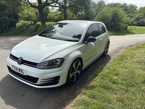 2.0 TSI BlueMotion Tech GTI Performance Hatchback 3dr Petrol DSG Euro 6 (s/s) (230 ps)