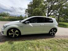 Volkswagen Golf TSI BlueMotion Tech GTI Performance