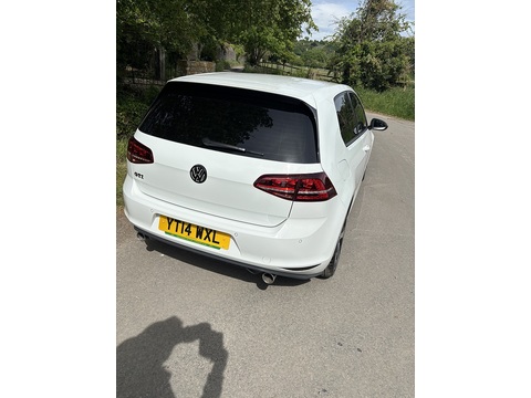 2.0 TSI BlueMotion Tech GTI Performance Hatchback 3dr Petrol DSG Euro 6 (s/s) (230 ps)