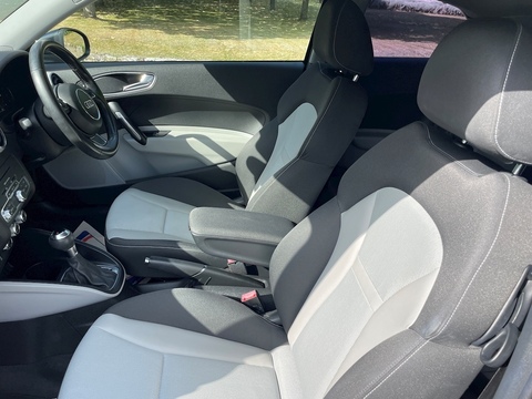 1.4 Tfsi 3dr Hatchback Automic Petrol