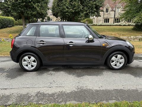 One 1.2 5dr Hatchback Automatic Petrol