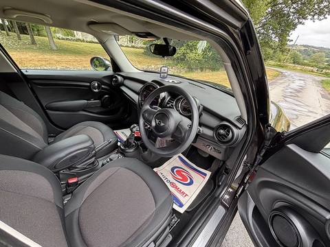 One 1.2 5dr Hatchback Automatic Petrol