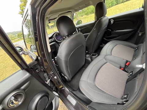 One 1.2 5dr Hatchback Automatic Petrol