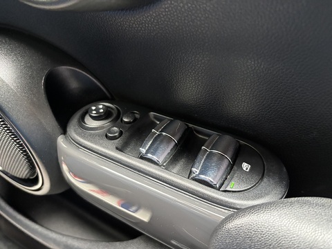 One 1.2 5dr Hatchback Automatic Petrol