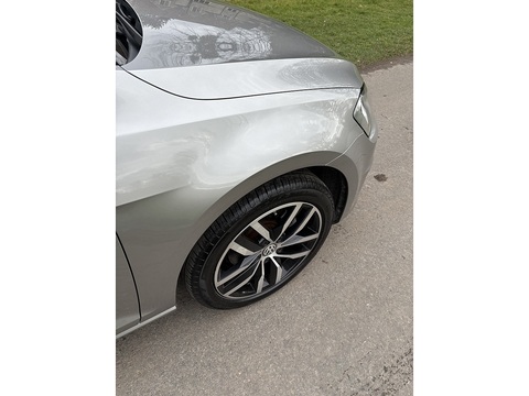 Se Tsi Bluemotion Technology Dsg 1.4 5dr Hatchback Semi Auto Petrol