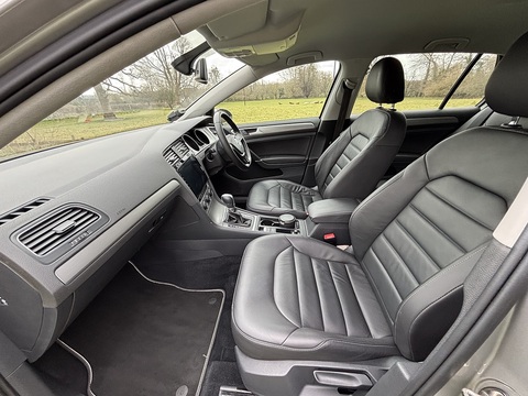 Se Tsi Bluemotion Technology Dsg 1.4 5dr Hatchback Semi Auto Petrol