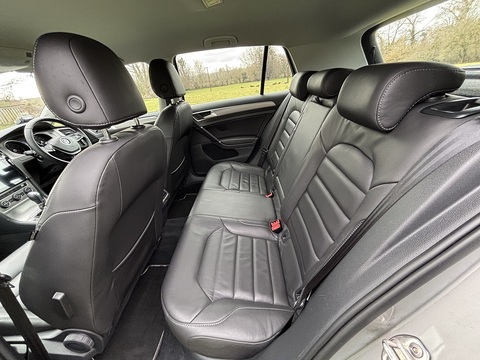 Se Tsi Bluemotion Technology Dsg 1.4 5dr Hatchback Semi Auto Petrol