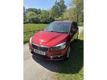 BMW 2 Series 220I Luxury Gran Tourer