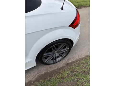 2.0 TFSI Black Edition Roadster 2dr Petrol Manual Euro 5 (s/s) (211 ps)