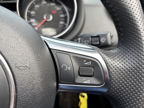 2.0 TFSI Black Edition Roadster 2dr Petrol Manual Euro 5 (s/s) (211 ps)