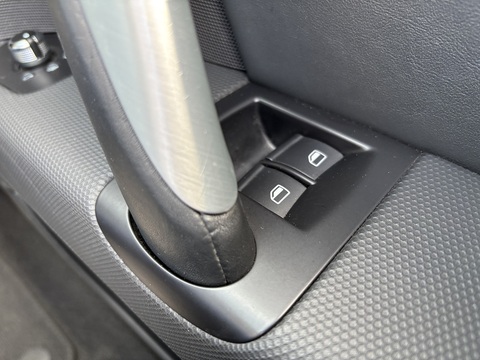 2.0 TFSI Black Edition Roadster 2dr Petrol Manual Euro 5 (s/s) (211 ps)