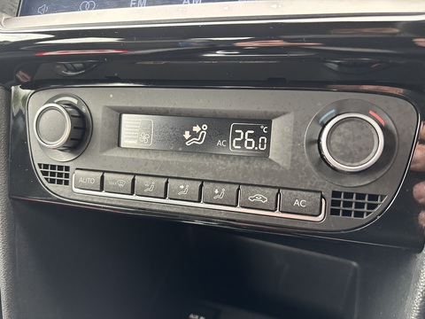 Bluegt Dsg 1.4 5dr Hatchback Semi Auto Petrol