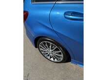 Mercedes-Benz B-Class B180 Blueefficiency Sport 