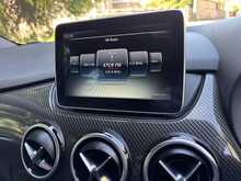 Mercedes-Benz B-Class B180 Blueefficiency Sport 