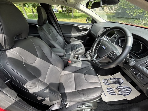 T4 Se 1.6 5dr Hatchback Automatic Petrol