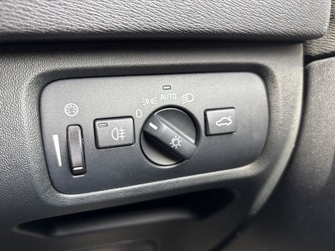 T4 Se 1.6 5dr Hatchback Automatic Petrol